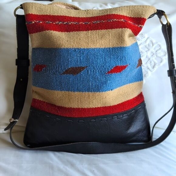 RAJ Anthropology 90s Kilim Dhurrie Carpet Bag - Picture 3 of 12